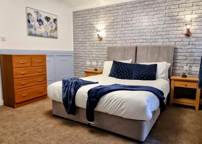 Stylish 2 Bedroom Home 20 Minutes Central London